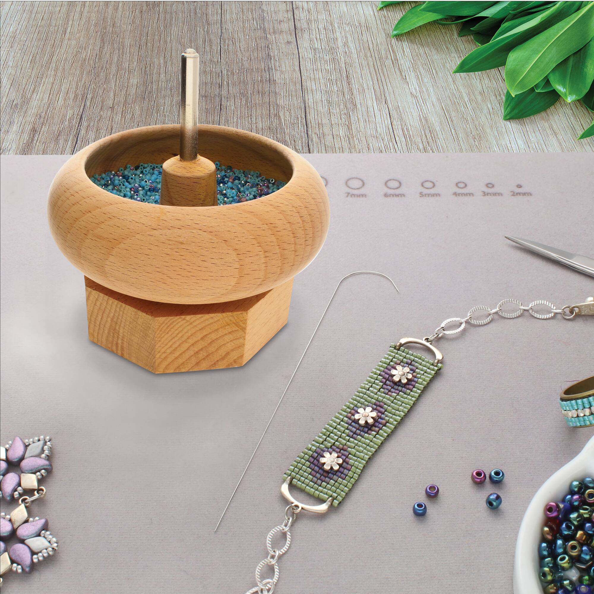 BASIC elements™ Mini Spin & String™ Bead Spinner